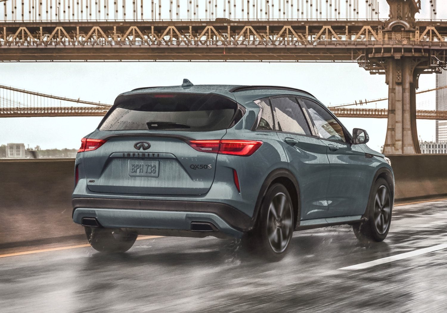 INFINITI QX50 using InTouch infotainment system